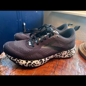 Brooks Revel 5- Leopard Sole